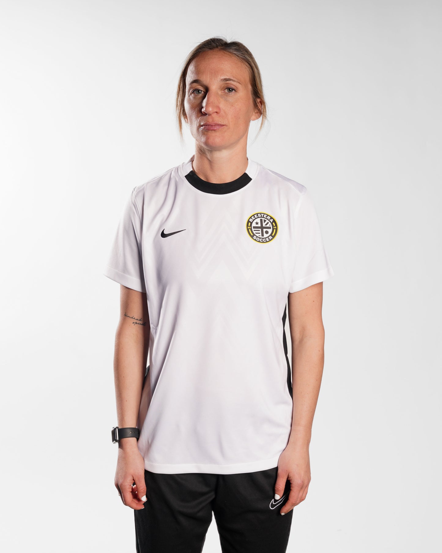 Women's Beestera 25 Training Shirt - White